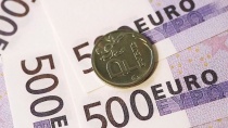 Евро впервые с 2014 года поднялся выше 84 рублей Евро впервые с 2014 года поднялся выше 84 рублей