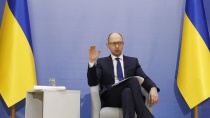 По Украине поползли слухи о добровольной отставке Яценюка По Украине поползли слухи о добровольной отставке Яценюка