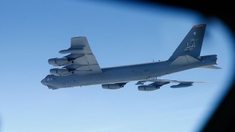     B-52    .         (   )   B-52  .,  , ,    , ..Ru: , ,   