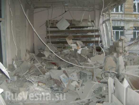 Украинская армия усугубляет гуманитарную катастрофу, целенаправленно разрушая инфраструктуру ДНР (фото) | Русская весна