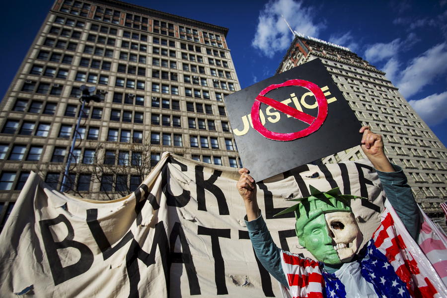 ����: � Reuters 