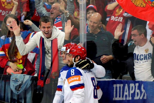 2015-05-16T200531Z_1214554830_LR2EB5G1JSWMM_RTRMADP_3_ICE-HOCKEY-WORLD-pic510-510x340-44483[1]