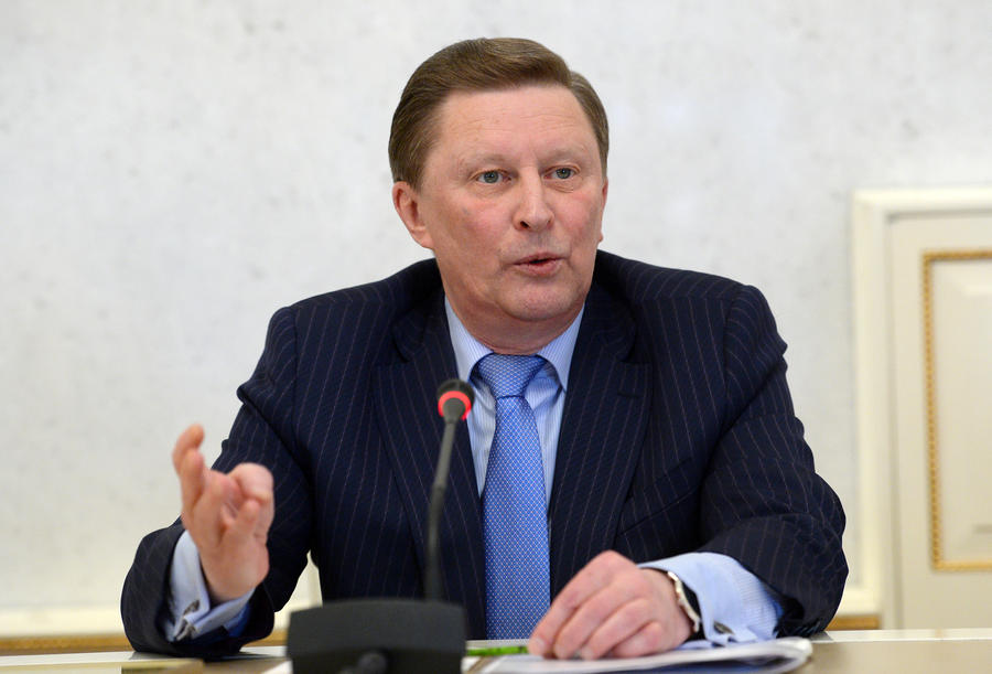 ����: � RT