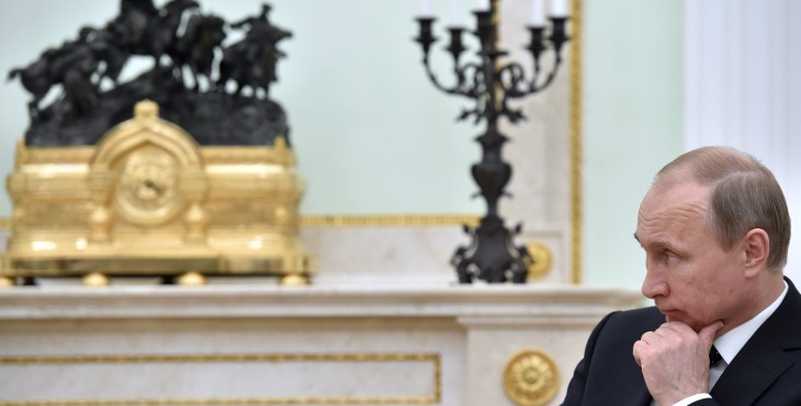 Putin-podpisal-ustawe-o-niechcianych-gosciach