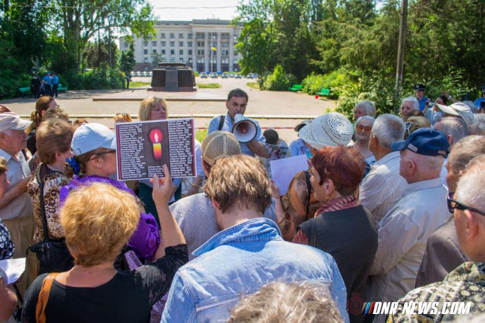 В Одессе почтили память погибших детей Донбасса В Одессе почтили память погибших детей Донбасса