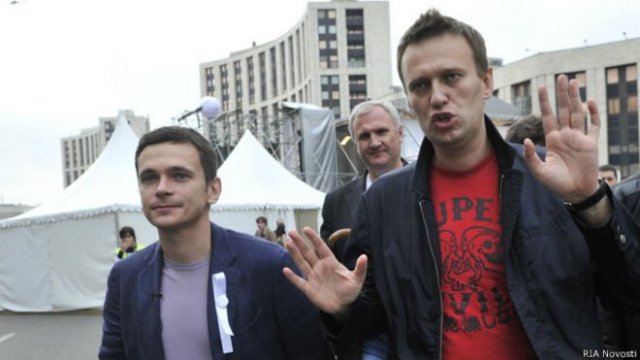 Навальный и Яшин дали 2 млн. рублей на лечение бандеровских убийц