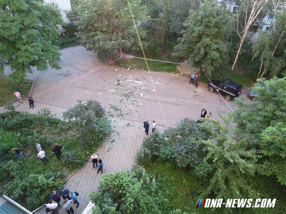 В Сумах взорвали офис партии «Батькивщины» В Сумах взорвали офис партии «Батькивщины»