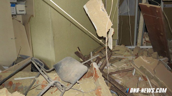 В Сумах взорвали офис партии «Батькивщины» В Сумах взорвали офис партии «Батькивщины»