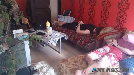 СБУ заявила о задержании пяти россиян, якобы готовивших теракт в Киеве СБУ заявила о задержании пяти россиян, якобы готовивших теракт в Киеве