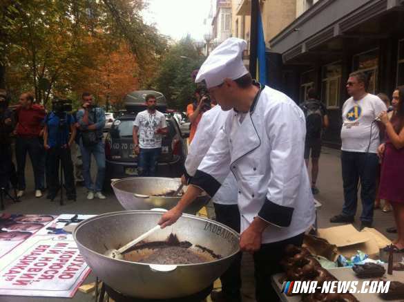 "����������" � "������������" ����� � ������ ����� ����� �������������� �������