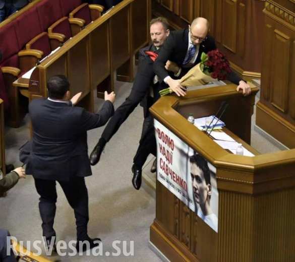 Эффект Барны: как Яценюк выступал в парламенте, и что ждет премьера (ВИДЕО)