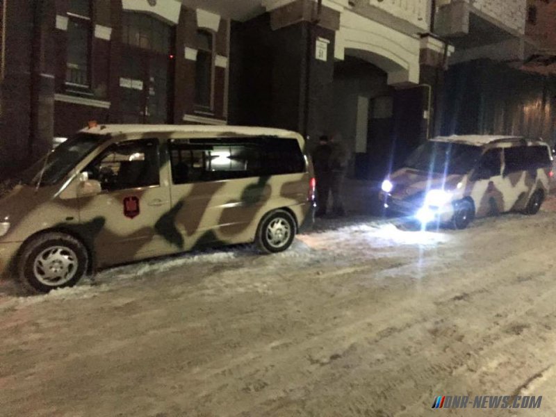 � ������ "�����" ������� � ������������ ����� � �����