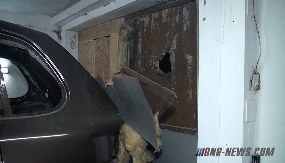 В Киеве ночью из гранатомета обстреляли СТО В Киеве ночью из гранатомета обстреляли СТО