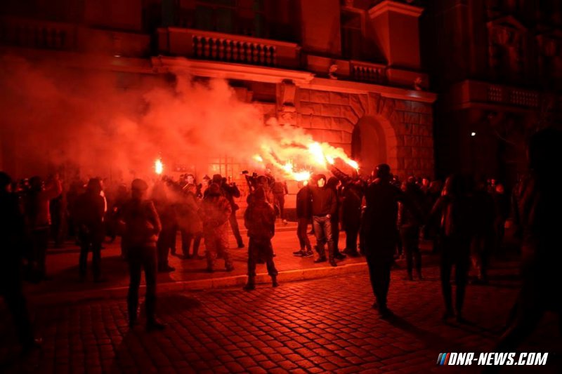 ��������� "�����" ����� ������������ ������ ��� � �����