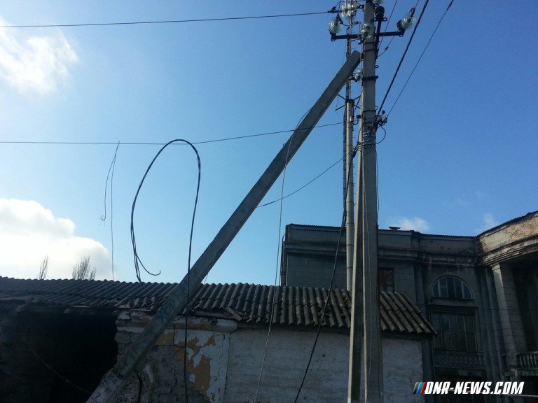 Последствия массированного обстрела ВСУ северного пригорода Горловки. 31.03.16 Последствия массированного обстрела ВСУ северного пригорода Горловки. 31.03.16