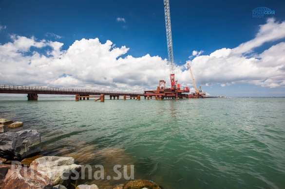 Строители приступили к сооружению опор в акватории Крымского моста (ФОТО) | Русская весна