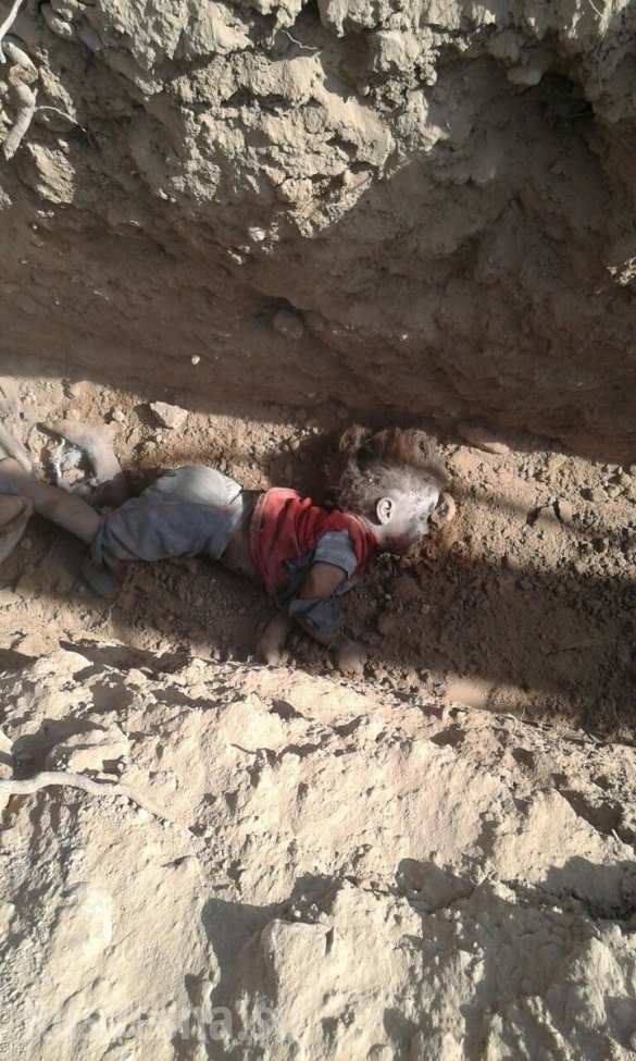 Шокирующие кадры: Ударами коалиции США убито 200 мирных жителей в Алеппо (ВИДЕО, ФОТО 18 ) | Русская весна