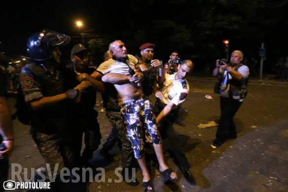В Ереване число пострадавших в столкновениях превысило 50 человек ( ФОТО) | Русская весна
