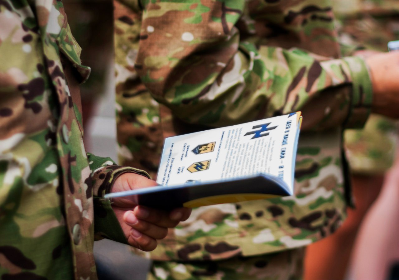 В неонацистском лагере для детей «Азовец» открыта 4 смена