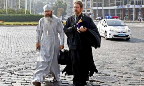 Крестный ход в Киеве двинулся в сторону Владимирской горки. Смотрите и комментируйте с «Русской Весной» (ПРЯМАЯ ТРАНСЛЯЦИЯ, ФОТО) | Русская весна