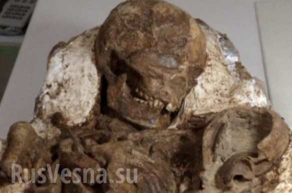 На Алтае ученые обнаружили мумию в древних кроссовках (ФОТО) | Русская весна