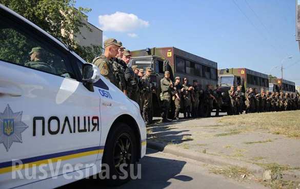 ВАЖНО: защитники педофилов-насильников из «Торнадо» избивают полицию у здания киевского суда (ФОТО, ВИДЕО) | Русская весна