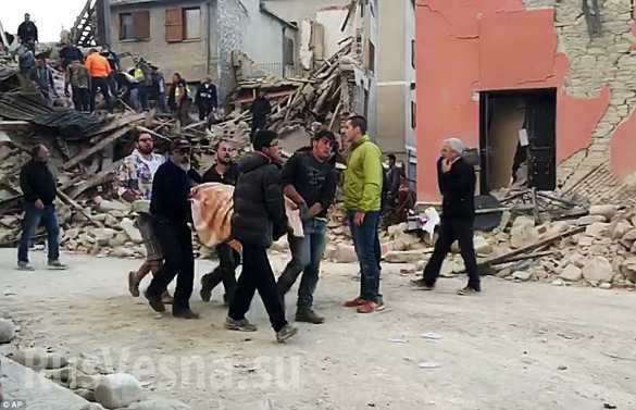 Землетрясение в Италии: люди под завалами, десятки жертв, город отрезан от электричества ( ВИДЕО, ФОТОРЕПОРТАЖ) | Русская весна