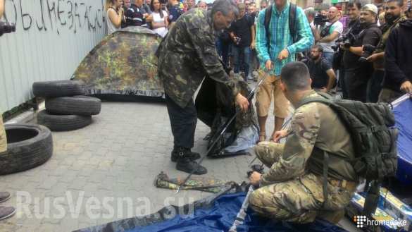 Под офисом «Интера» ставят палатки и организуют новый «майдан» ( ФОТО) | Русская весна