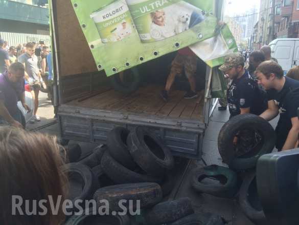 Под офисом «Интера» ставят палатки и организуют новый «майдан» ( ФОТО) | Русская весна