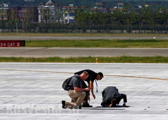 Унизительный приём: Обаме не подали трап и отрезали его от сопровождающих ( ФОТО, ВИДЕО) | Русская весна