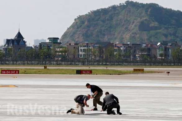 Унизительный приём: Обаме не подали трап и отрезали его от сопровождающих ( ФОТО, ВИДЕО) | Русская весна