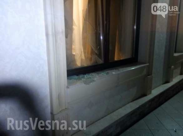 В Одессе освободили заложников из захваченного отеля, здание разблокировали (ФОТО,   подробности) | Русская весна