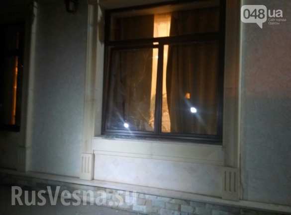 В Одессе освободили заложников из захваченного отеля, здание разблокировали (ФОТО,   подробности) | Русская весна