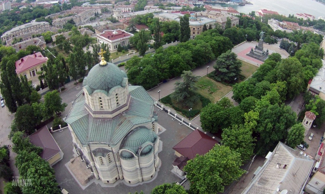 Владимирский собор усыпальница адмиралов